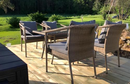 Ljustorp Villa | Trevlig Villa med WI-FI 500MBIT!