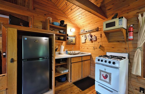 Drummond Apartment | Tri-Lakes Hideaway on Lake Wilipyro
