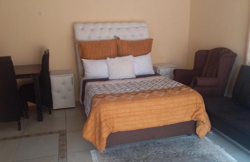 Welkom House | Trianca guest house