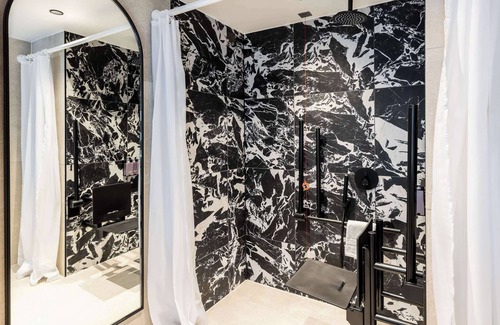 Ringway Hotel | TRIBE Manchester Airport