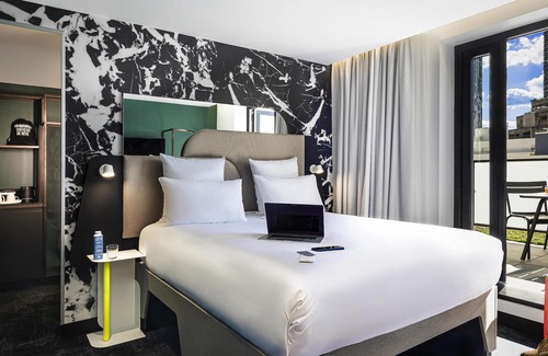 Gambetta Hotel | Tribe Paris La Defense Esplanade
