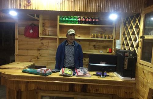 Phakding House | Tribeni Lodge Restaurant And Bar