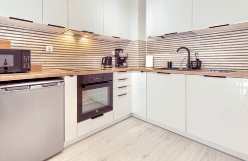 Pruszcz Gdanski Apartment | Tricity Retreat Apartments with Parking - by Rentujemy