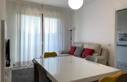 Morivione Apartment | Trilocale in Zona Bocconi/Navigli