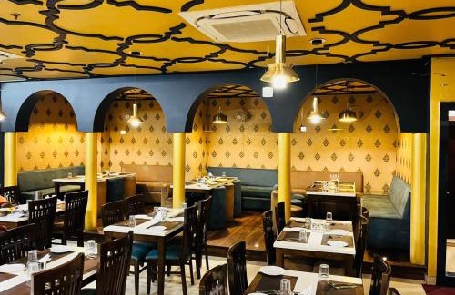 Kakarmatha Hotel | Trimrooms Triumph Banaras Railway Station