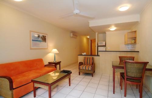 Trinity Beach Apartment | Trinity Beach Club Holiday Apartments
