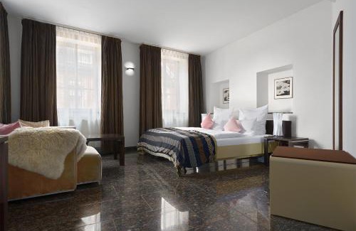 Schriesheim Hotel | TRIP INN Kaiser Hotel & Restaurant Heidelberg-Schriesheim