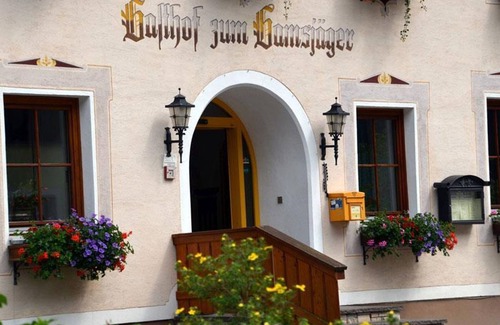 Sankt Nikolai im Solktal Apartment | Triple room, shower, WC - Gasthof "Zum Gamsjäger"