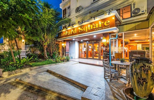 Bang Kho Laem House | Triple Comfort Suite | Family-Friendly Howard Stay