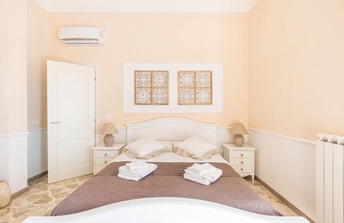 Lecce Bed & Breakfast | Triple Room at Dimora Le Tre Muse Guesthouse
