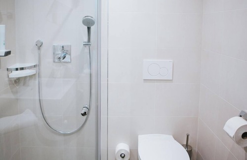 Engelhartszell Bed & Breakfast | Triple room, shower, WC, with mountain view - Gasthof-Pension Luger - am