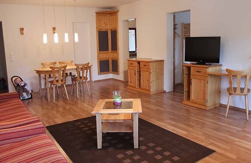 Titisee-Neustadt Apartment | Triple room with shower/WC