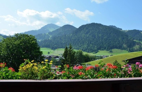 Soell Cottage | Triple room with shower, WC - Pension Obinghof