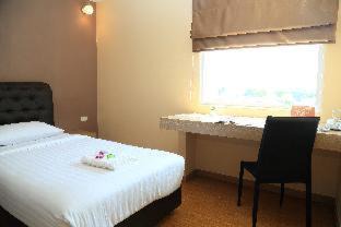 Lat Sawai Hotel | Triple Trees Hotel