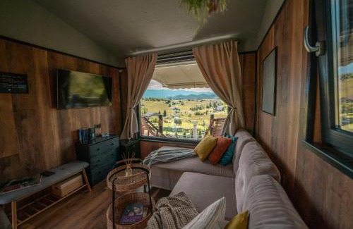 Sirnea Other | Tripsylvania Tiny House Fili