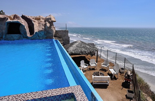 Primo Tapia House | Tritons Place oceanfront + private heated pool