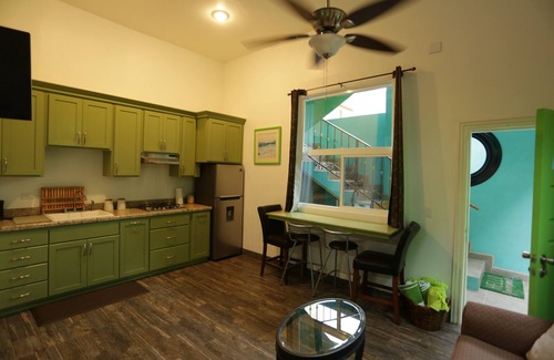 Ensenada Apartment | Trojan House Green Suite