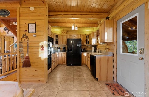 Duck Creek Village Cabin | Trophy Room Retreat - Large Lodge Sleeps up to 15