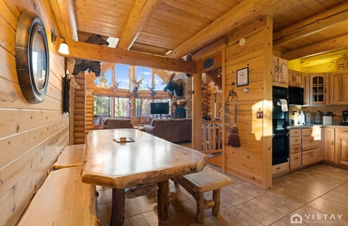 Duck Creek Village Cabin | Trophy Room Retreat - Large Lodge Sleeps up to 15