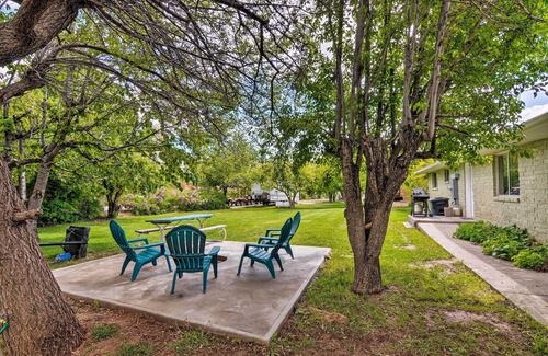 Tropic Cottage | Tropic Getaway Near Bryce Canyon National Park!
