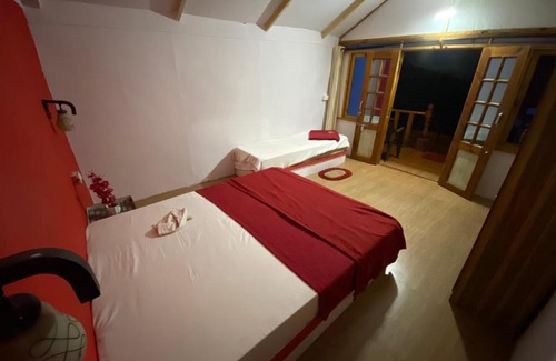 Palolem Hostel | Tropical Bay