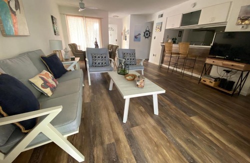 Bayview Apartment | Tropical Cottage Beach
