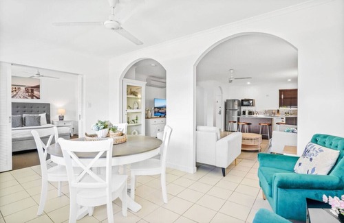 Palm Cove Condo | Tropical Escape at Mango Lagoon Resort – Spacious 2-Bedroom Apartment with Pools, Palm Cove Charm, and Easy Esplanade Access
