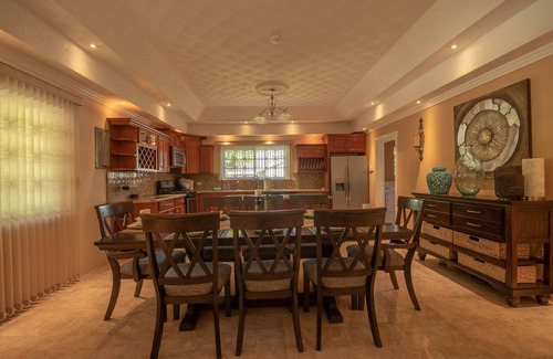 St. Ann's Bay Villa | Tropical Escape Villa - Jamaica