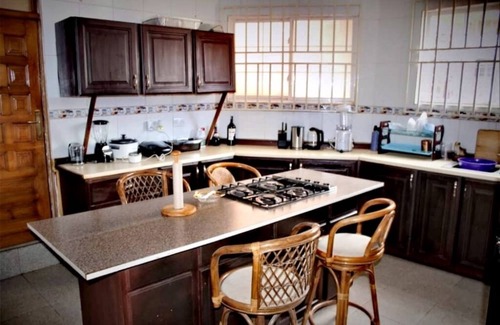 Teshie House | Tropical Ghana House