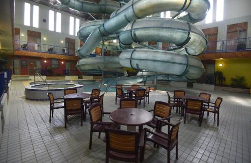 North Battleford Hotel | Tropical Inn - North Battleford
