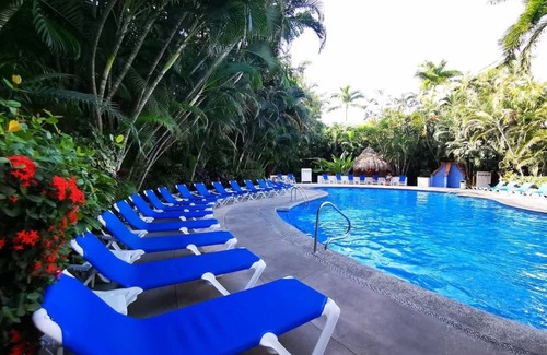 Fluvial Vallarta Apartment | Tropical Oasis, Pools & Serene Getaway in Vallarta