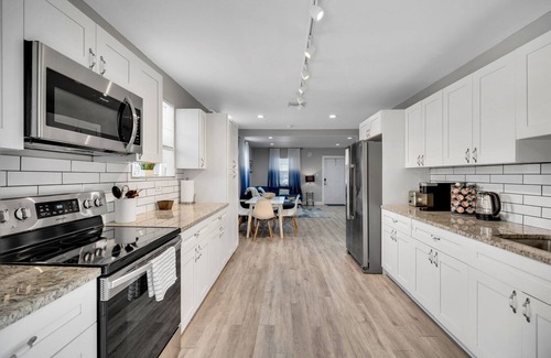 Central Oakland Park House | Tropical Oasis Retreat in Oakland Park, FL by RedAwning