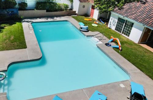 Douglasville House | Tropical Pool Estate