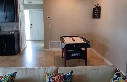 Altamonte Springs House | Tropical Pool & Spa Home, 3/2, Near Disney, Universal, Sea World, Beaches