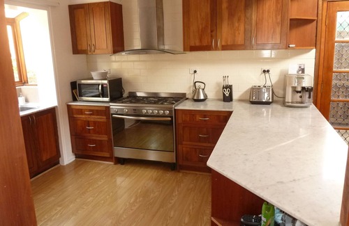Clifton Springs House | Tropical Resort Style Dual Residency Accommodation perfect for multiple families