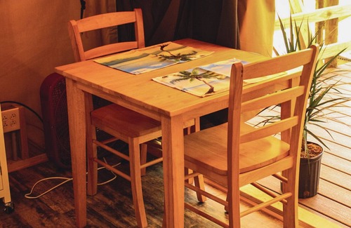 Hico Cabin | Tropical Sun Glamping Tent
