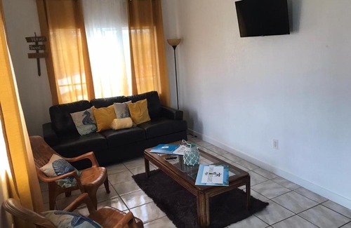 Calvin Hill Apartment | Tropical Treasures Living