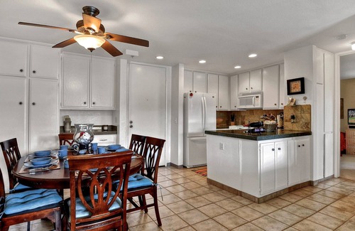 Oceanside Condo | Tropical Water View at North Coast Village C200