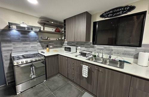 Los Cobanos Villa | Tropical Zen - Spacious 4-bedroom villa with WiFi, AC in beautiful Los Cobanos