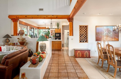 Oak Creek House | Tropiz del Norte: Historic Red Rock Estate w/Pool
