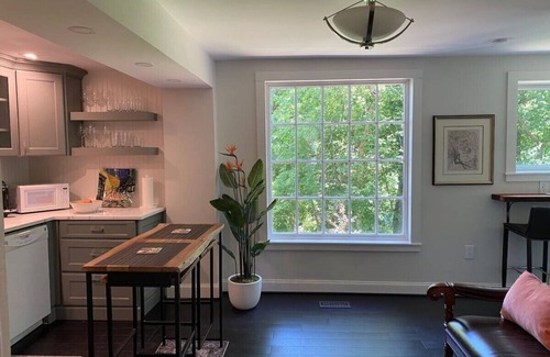 Harpers Ferry Apartment | Trouvaille House Suite #1 “Provence Suite"