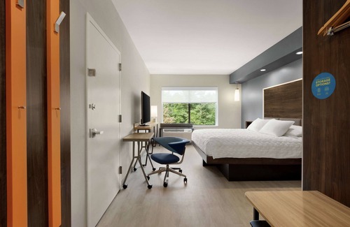 Westmere Hotel | Tru By Hilton Albany Crossgates Mall