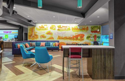 Hough Hotel | Tru By Hilton Cleveland Midtown