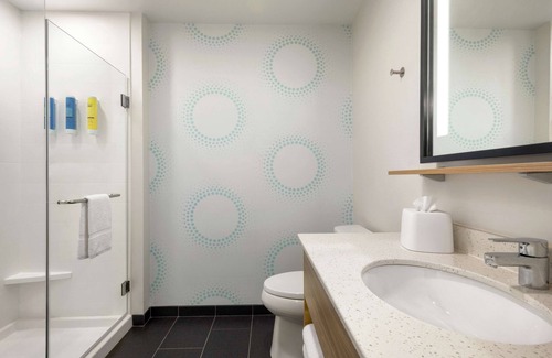 Duluth Hotel | Tru by Hilton Duluth Mall Area