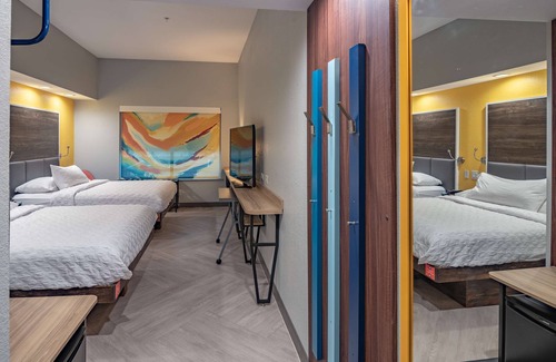 Garland Hotel | Tru by Hilton Garland Richardson