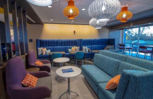 Northwest Hotel | Tru By Hilton Norfolk Airport, Va