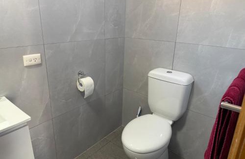 West Wyalong Hotel | True blue Motor Inn