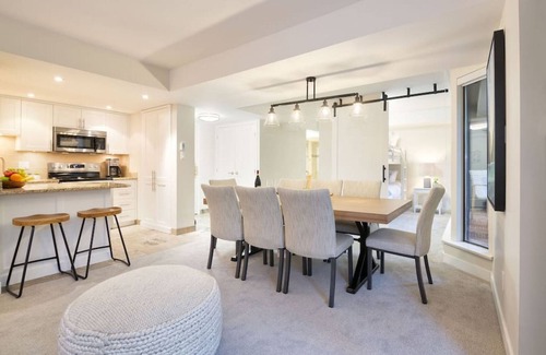 Upper Village Condo | True Luxury 3BR-2BA Next to Slopes w/HT,Pool,Sauna