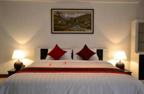 Thanon Phaya Thai Hotel | True Siam Phayathai Hotel