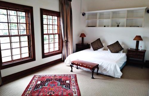 Makana Cabin | Trumpetters Drift Game Farm